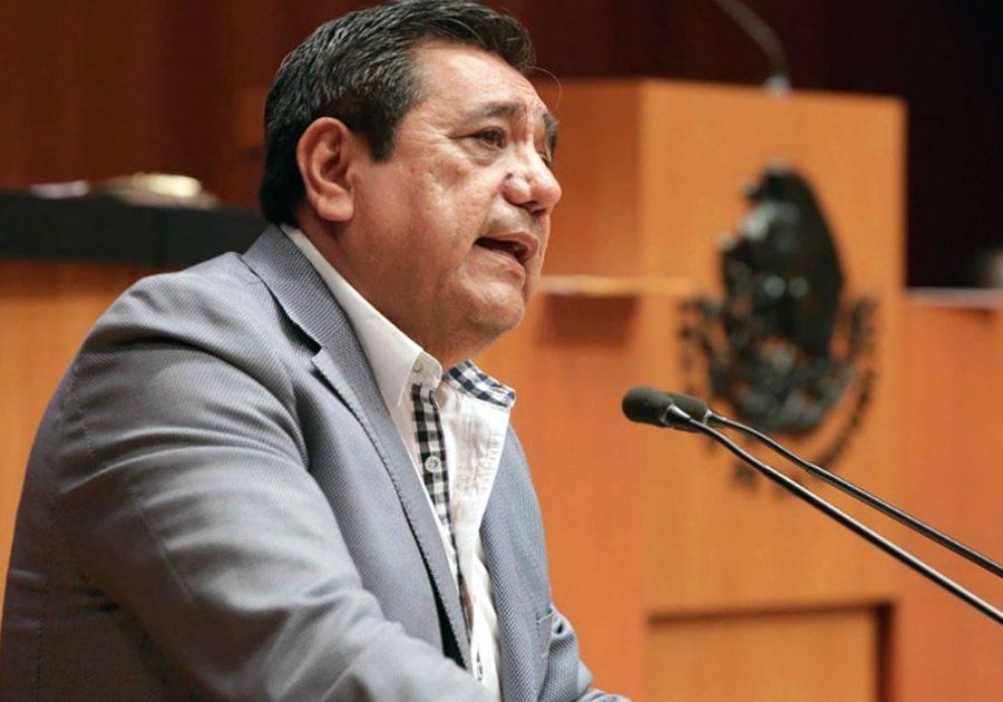 Senado da licencia a Salgado Macedonio y a Citlalli Hern&aacute;ndez