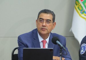 Gobierno de Puebla, presente en Guerrero el tiempo que sea necesario: Sergio Salomón