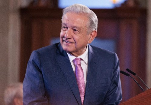 Invitar&aacute; AMLO a Sheinbaum a su &uacute;ltimo informe de Gobierno