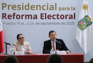 Foro, rollo y espaldarazo   
