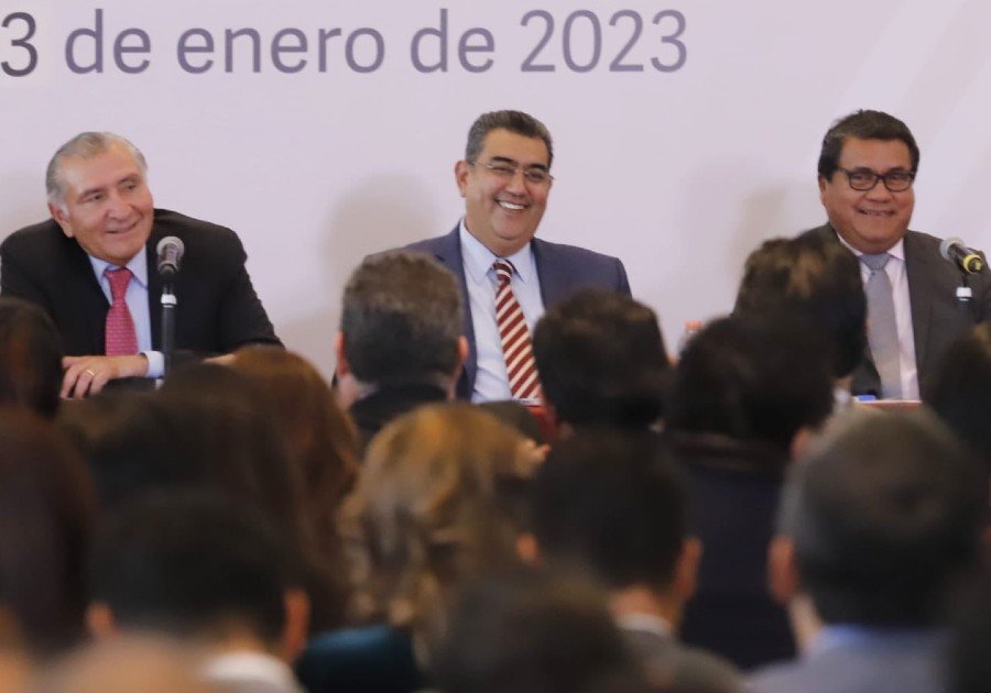 Refrenda AMLO su compromiso con Puebla: Sergio Salomón