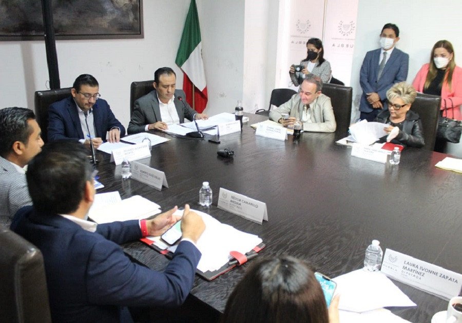 Ajedrez parlamentario y Reforma Judicial