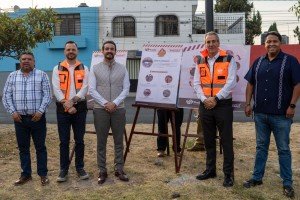 El presidente municipal Pepe Chedraui supervisa la Campaña de Bacheo en la capital