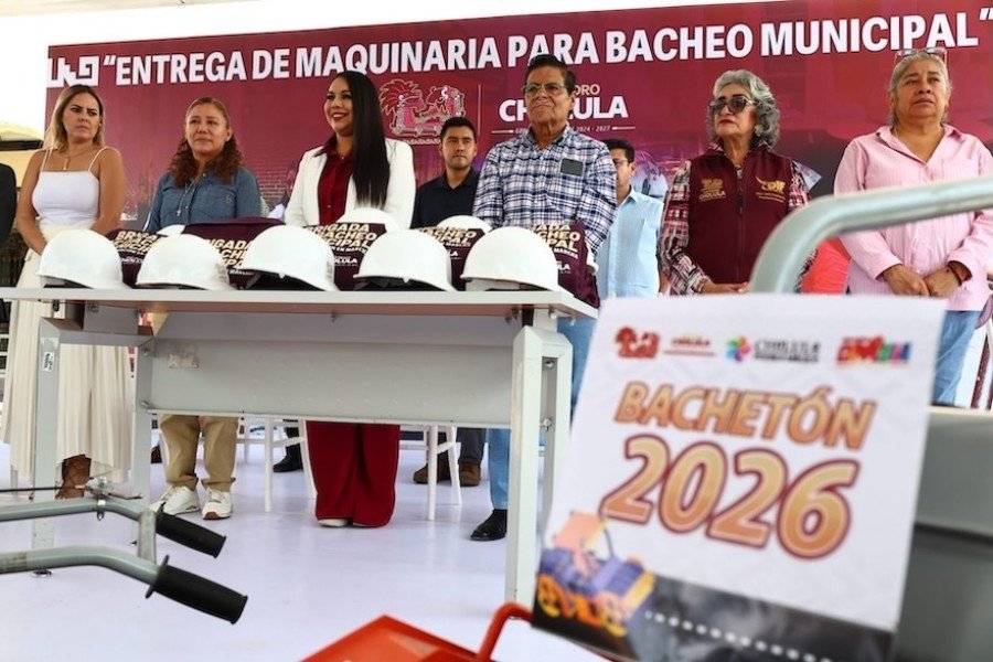 Con nuevos módulos de bacheo, Tonantzin Fernández refuerza la movilidad en San Pedro Cholula