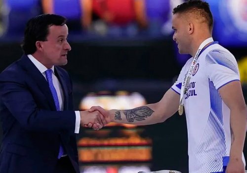 Presidente de Liga MX da positivo a Covid-19