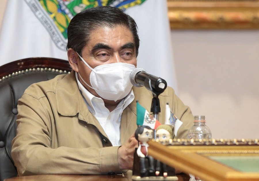 Miguel Barbosa Huerta 