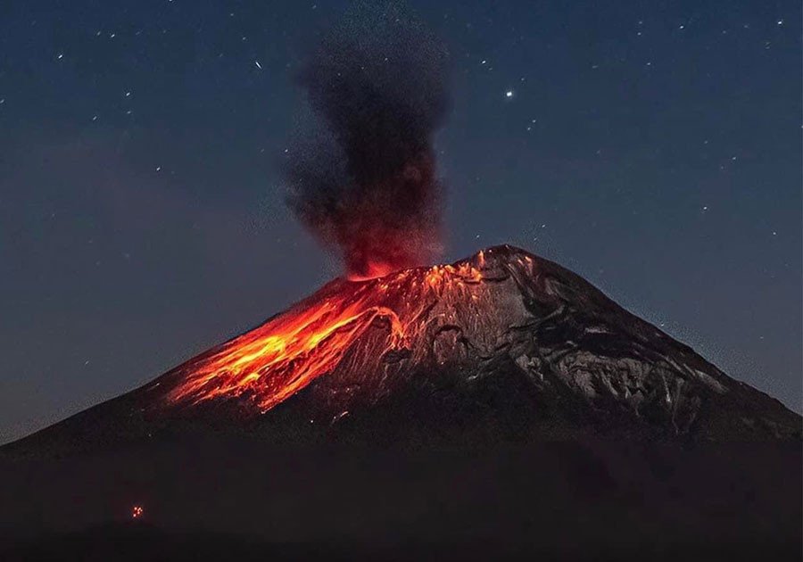 Emite EU alerta de viaje a México por actividad del volcán Popocatépetl