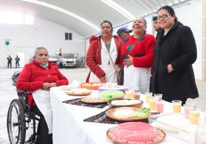 Impulsa gobierno estatal primer Mercadito Solidario para Mujeres