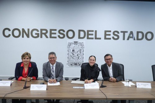 Comisi&oacute;n del Congreso exhorta a servidores p&uacute;blicos a trabajar con legalidad y brindar atenci&oacute;n de calidad a la poblaci&oacute;n