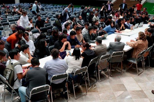 Canal Once alerta riesgo para videoteca tras dos meses de ocupación