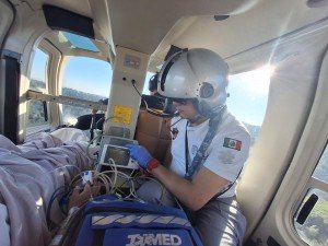 Paciente embarazada de Huauchinango es atendida oportunamente con traslado m&eacute;dico a&eacute;reo