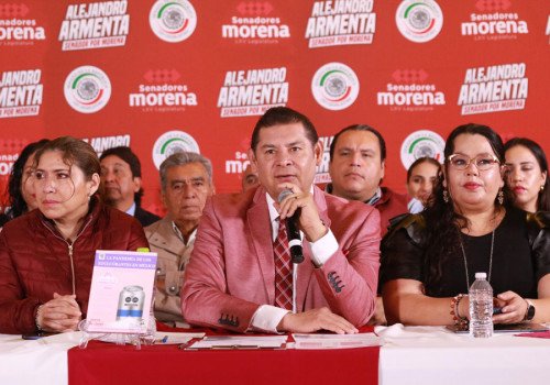 Armenta trabaja por el bienestar social de las mujeres