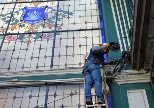 Termina primera etapa de reordenamiento de cableado en Centro Hist&oacute;rico