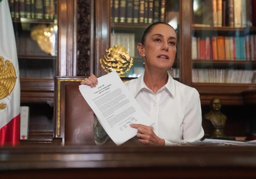 Sheinbaum: defensa de la patria y cabeza fr&iacute;a