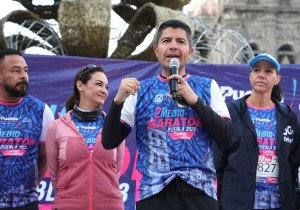 Casi 3 mil personas corrieron el medio maratón de Puebla capital