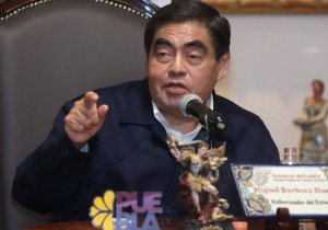 Acepta Barbosa que por urbanidad asistirá al informe de Eduardo Rivera