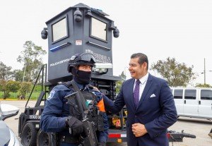 Gobierno de Puebla entrega 100 patrullas y refuerza seguridad en el estado