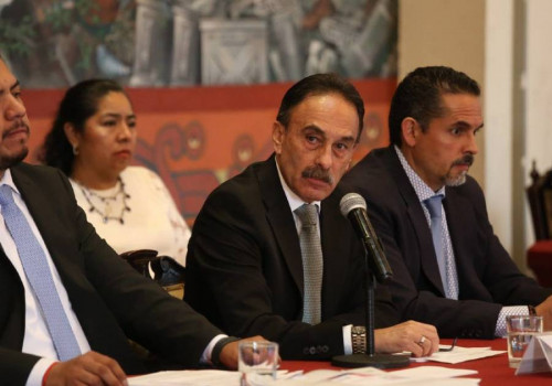 No despedir&aacute;n a Cruz Lepe, s&oacute;lo lo mandan a capacitarse