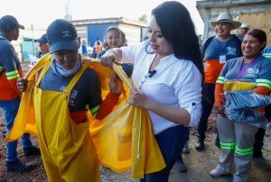 Destaca Tonantzin Fernández el esfuerzo y compromiso del personal de limpia municipal