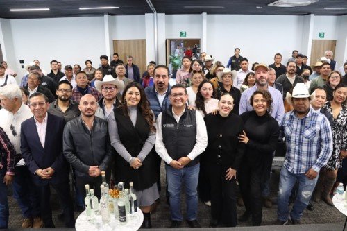 Congreso del Estado realiza foro para revisar el IEPS y apoyar al sector mezcalero poblano