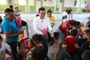 P&aacute;vel Gaspar y Azucena Rosas refrendan compromiso con la ni&ntilde;ez de la Mixteca poblana