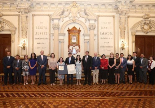 Reconoce Ayuntamiento de Puebla el valor histórico del Archivo de Indias