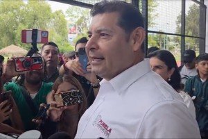 Armenta garantiza investigaci&oacute;n por asesinato de periodista en Texmelucan