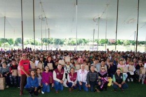 Lleva Gobierno de Pepe Chedraui programa “Alimentación Imparable” a San Felipe Hueyotlipan