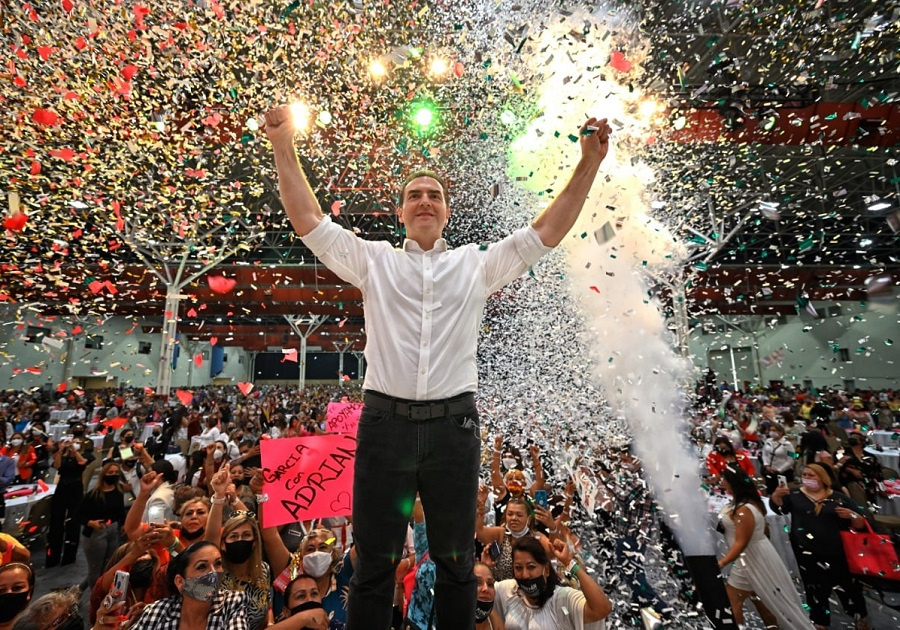 Adrián de la Garza
