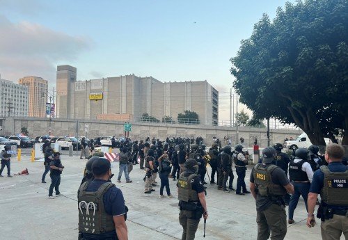 Realiza ICE redadas en Los Ángeles y genera tensión entre México y EUA