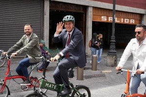 Encabeza Pepe Chedraui rodada en conmemoración de la Semana de la Bicicleta