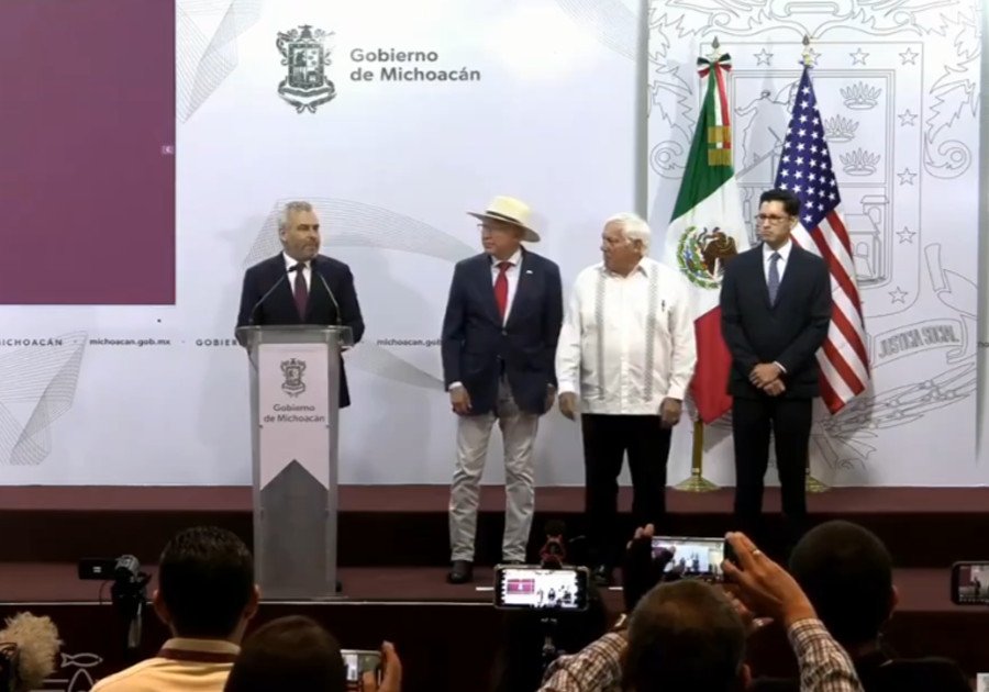 Reanudan exportaciones de aguacate y mango de Michoac&aacute;n tras acuerdo de seguridad