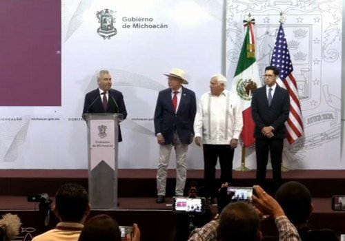 Reanudan exportaciones de aguacate y mango de Michoacán tras acuerdo de seguridad