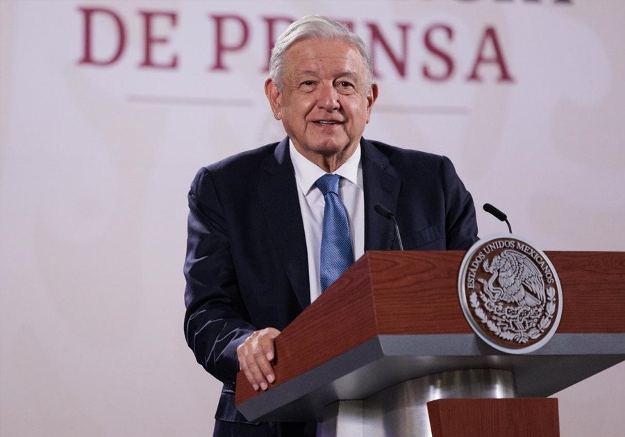 AMLO suspende relación con Ken Salazar y la embajada de EU por críticas a la reforma judicial