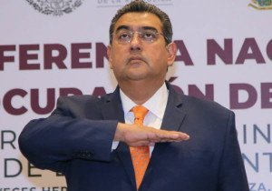 Sergio Salomón respalda a AMLO ante declaraciones del Congreso de Perú