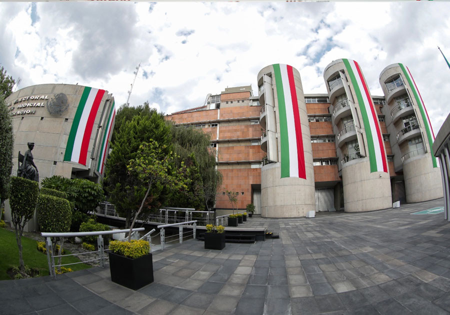 Yucat&aacute;n resuelve mara&ntilde;a de g&eacute;nero / Los n&uacute;meros de Morena