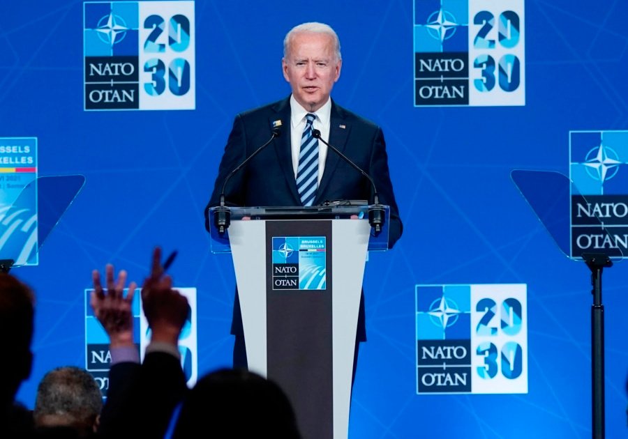 Biden promete combatir tr&aacute;fico de personas