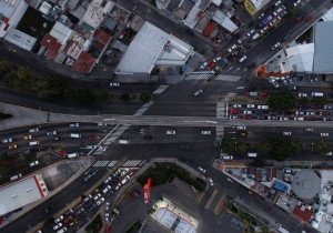 Mejoran seguridad vial en bulevar Hermanos Serdán