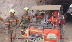 Minero es rescatado con &eacute;xito en Sinaloa tras operativo de 14 d&iacute;as