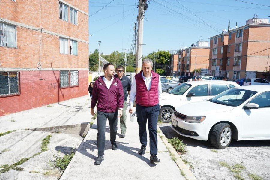 Refuerza Pepe Chedraui Campa&ntilde;a de Bacheo en el Infonavit San Jorge