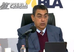 Garantiza Sergio Salomón que va a terminar su gobierno