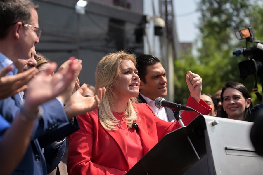 Libra la gobernadora de Chihuahua, Maru Campos, proceso de juicio pol&iacute;tico