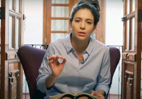 Baja UNESCO a Andr&eacute;s Roemer de embajada