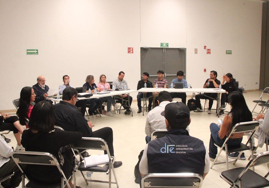 BUAP y paristas inician diálogo para atender demandas