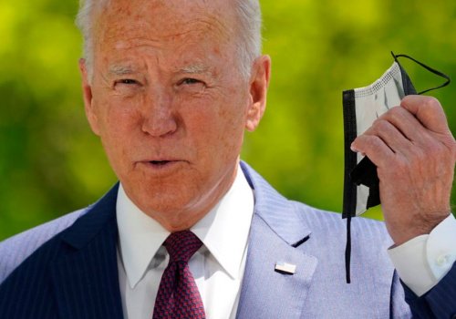 Despiden al cubrebocas en Estados Unidos