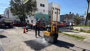 Atiende Gobierno de la Ciudad vialidades y calles de La Margarita