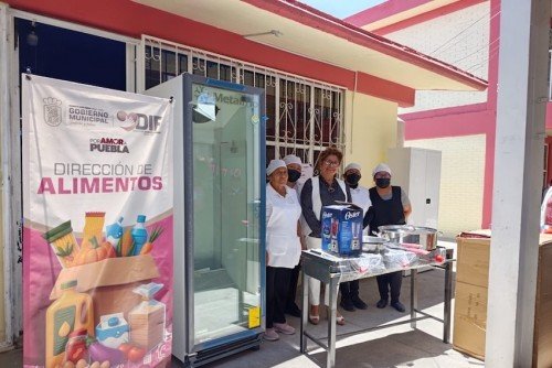 DIF Cuautlancingo fortalece la alimentaci&oacute;n escolar  en San Lorenzo Almecatla
