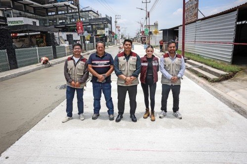 Supervisa Omar Mu&ntilde;oz avances de la pavimentaci&oacute;n de la calle Tlaxcala