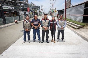 Supervisa Omar Muñoz avances de la pavimentación de la calle Tlaxcala