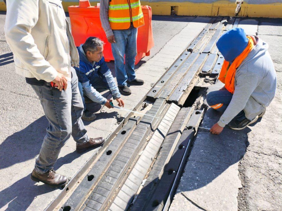 Estudios t&eacute;cnicos descartan da&ntilde;o estructural al puente Zaragoza